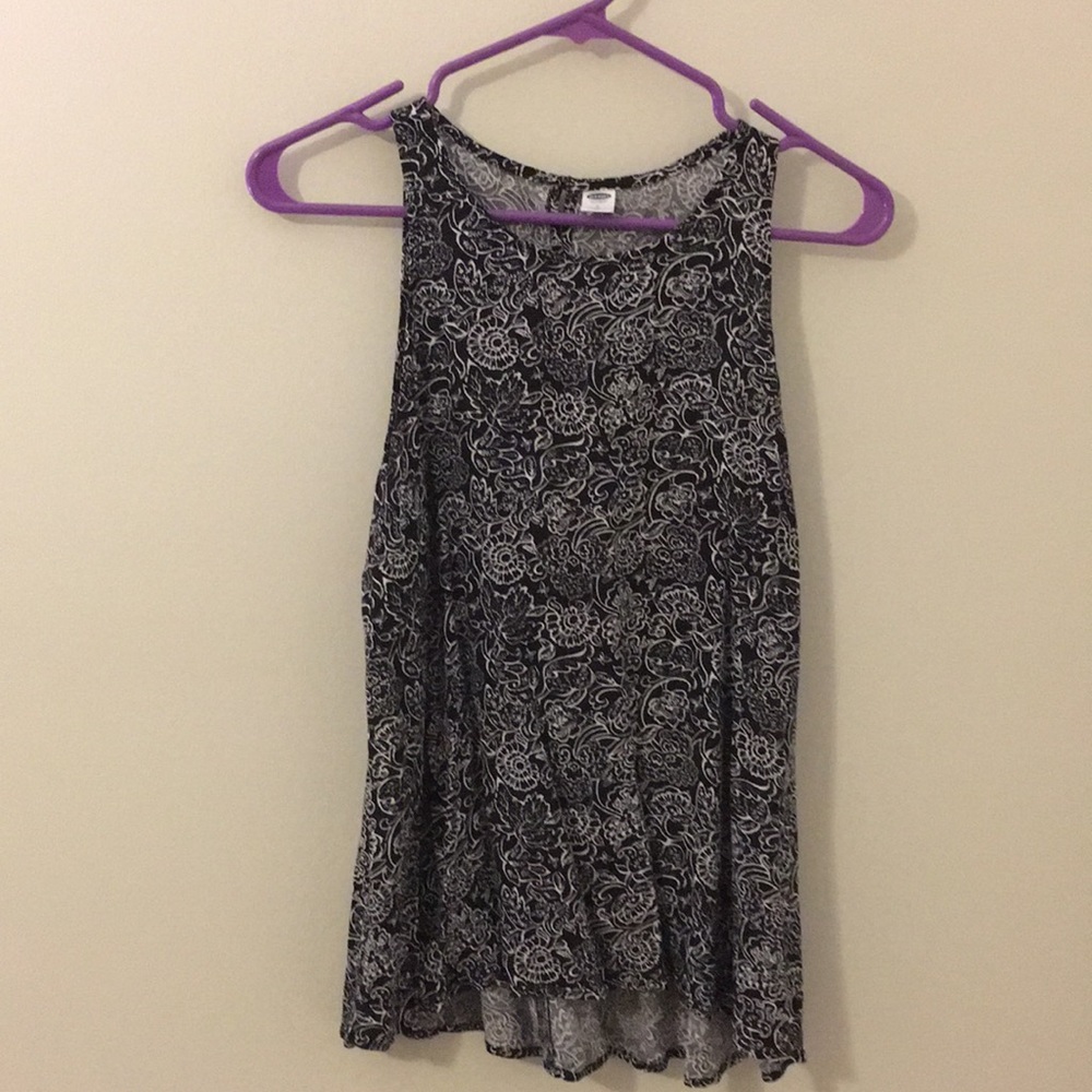 patterned tank top